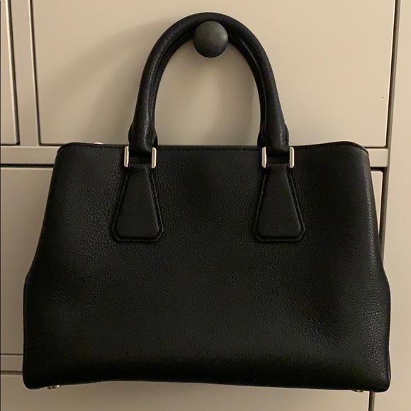 Black Michael Kors Handbag - Picture 2 of 5